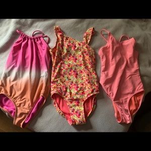 3 GAP girls bathing suits size 6/7